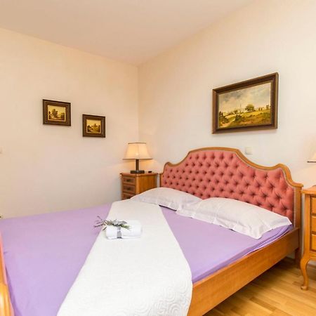 Apartments Luxury View أوميس المظهر الخارجي الصورة