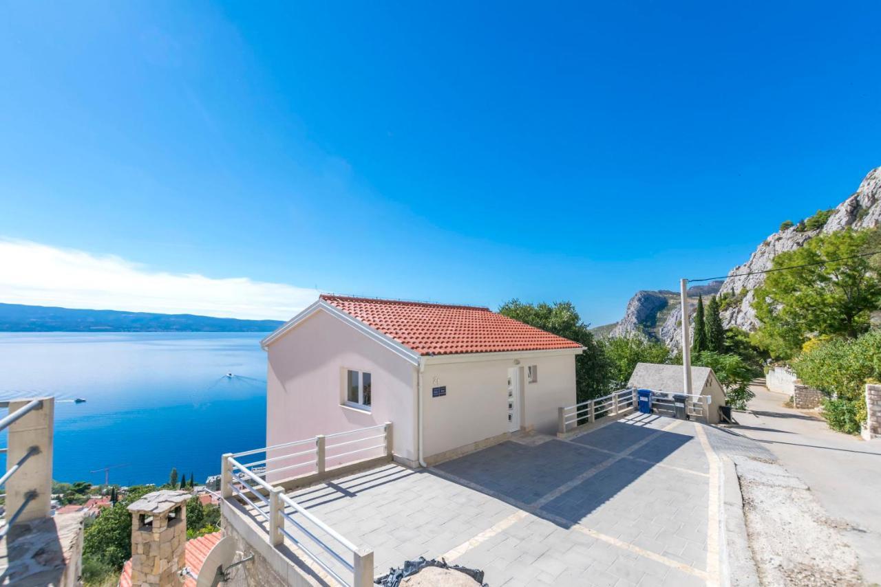 Apartments Luxury View أوميس المظهر الخارجي الصورة