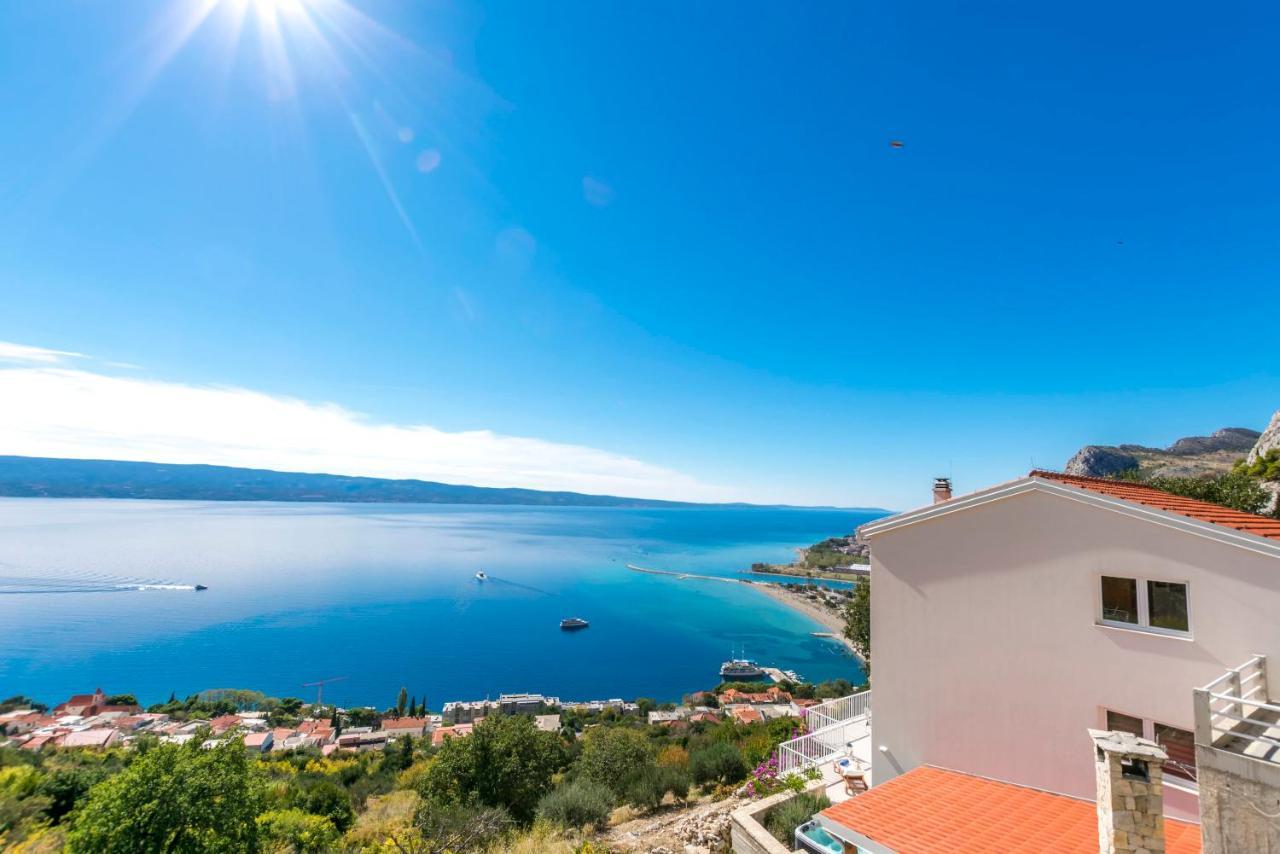 Apartments Luxury View أوميس المظهر الخارجي الصورة